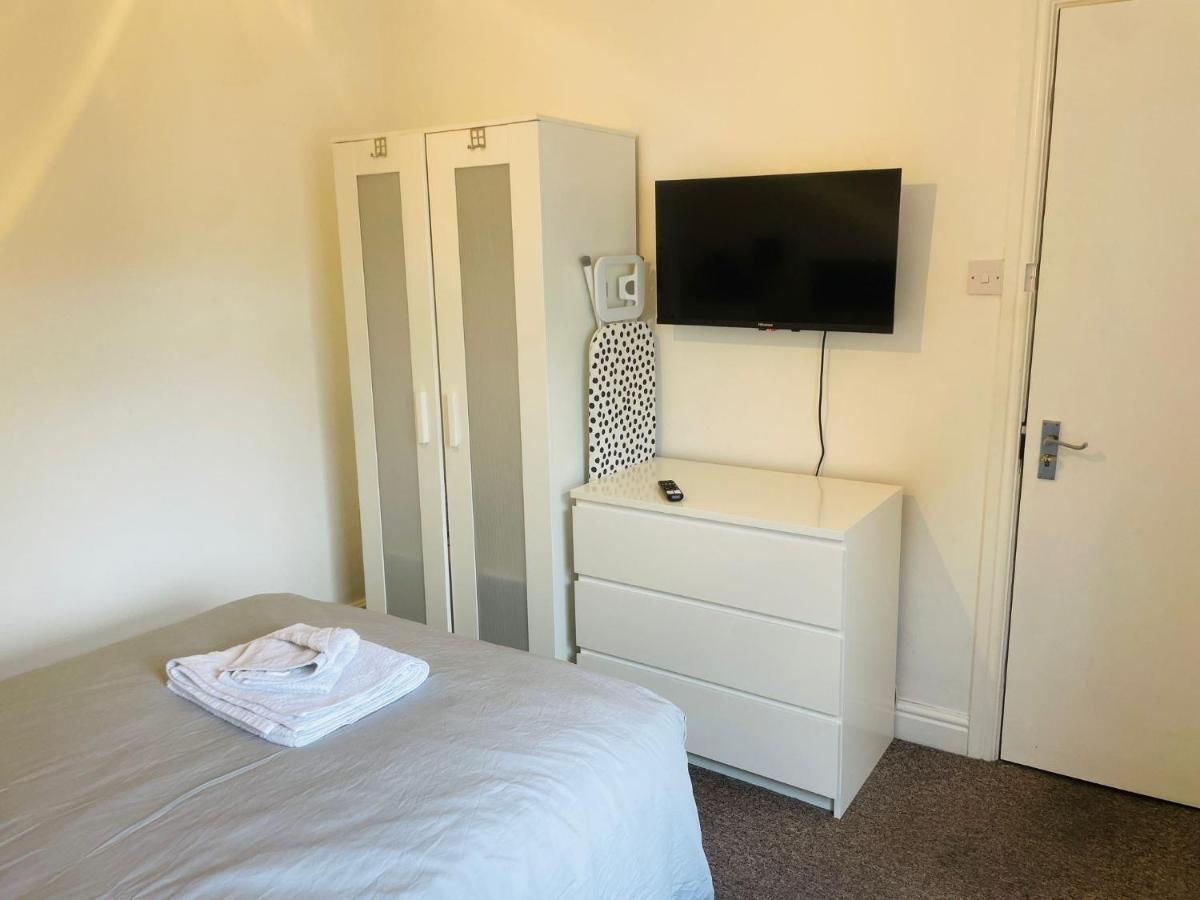 305 High Town Road Luton (Bedfordshire) Exterior foto